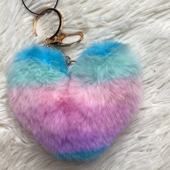 Edge Blue Pink Tye Dye Heart Fluffy Keychain Bag Charm - Picture 3 of 6